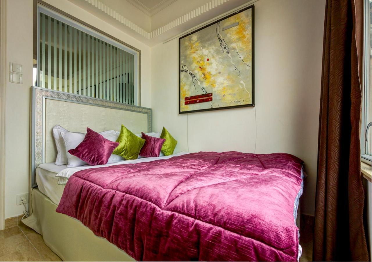 Exclusive Private Penthouse In Kowloon * Hong Kong